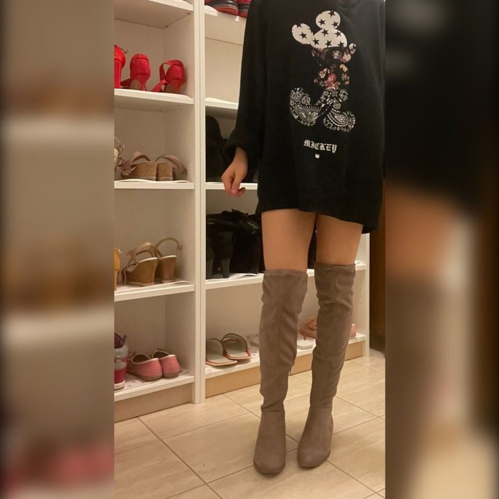 Lexi & Abbie - Grey Knee High Boots